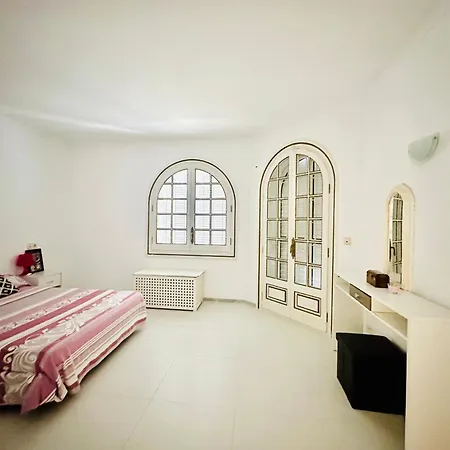 Villa Global Immo 8010 Montclar Rosas